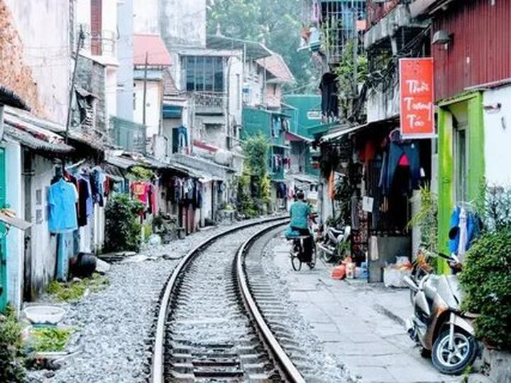 Hotspot Matrix và Gái Pháp mê tít 2 kiểu váy xinh như thơ, diện từ hè năm này sang năm
