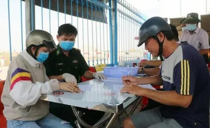 Học tiếng Anh và tìm thấy tình yêu: Câu chuyện của chị An và anh David